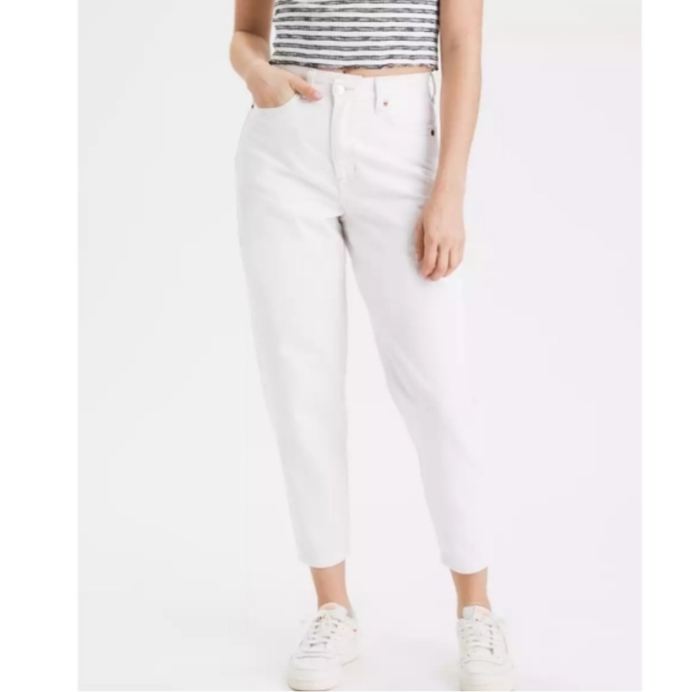 American Eagle Relaxed Mom Jeans in Air White Womens Waist Size 00 X Short